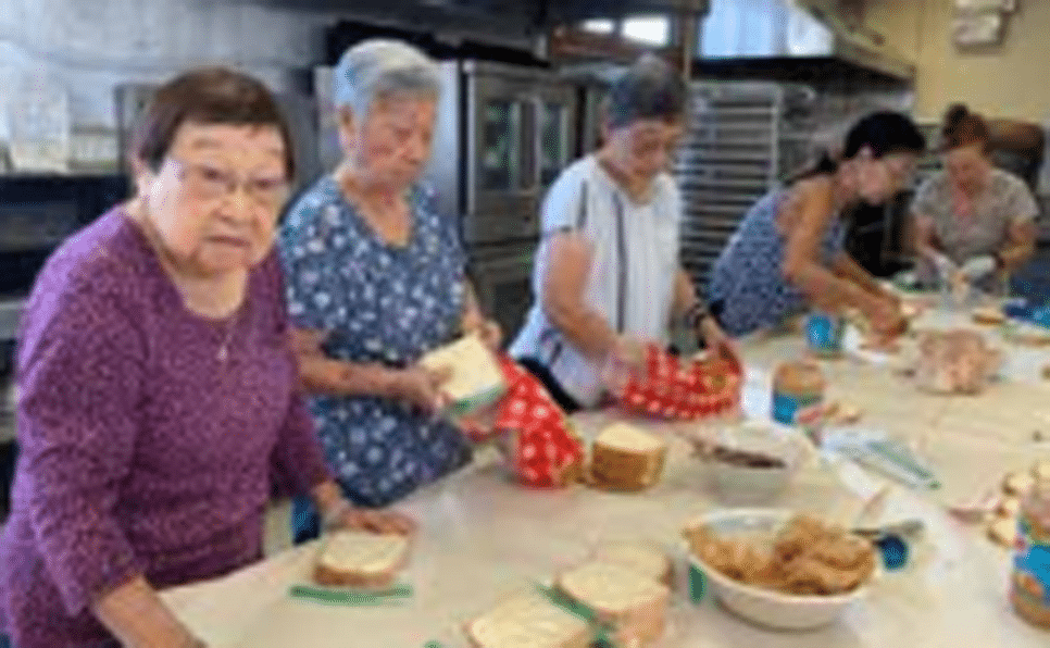 BWA Members prepare sandwiches